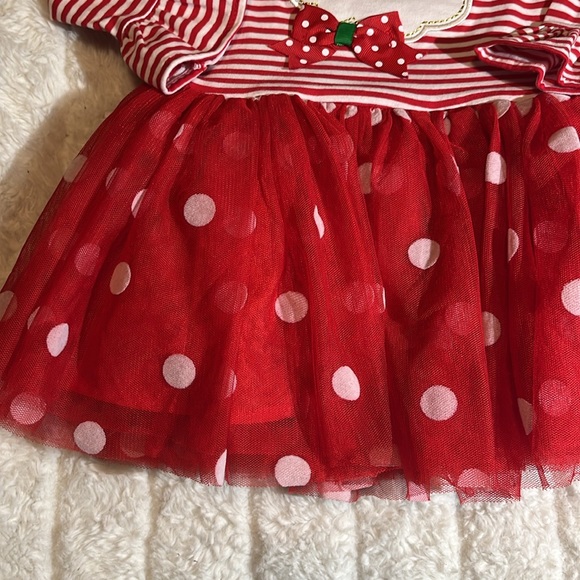 EUC Counting Daisies Santa dress sz 18 months. - Picture 3 of 6